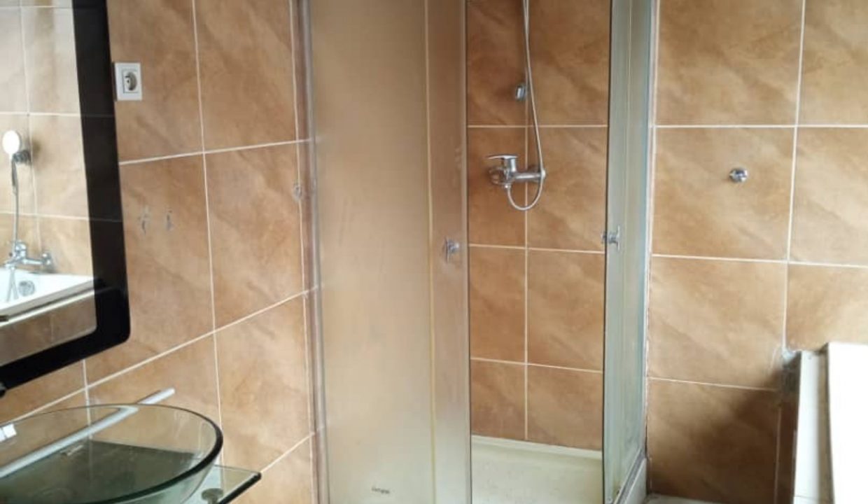 Appartement a vendre a Kinshasa Limété (2)