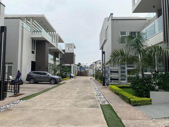 Villas jumelées de luxe a Vendre à Kinshasa Gombé