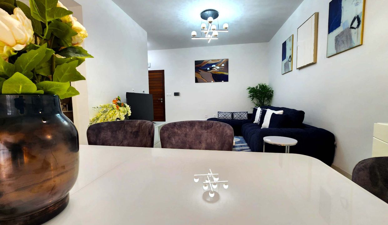 APPARTEMENT A LOUER À KINSHASA GOMBÉ.jpg 2