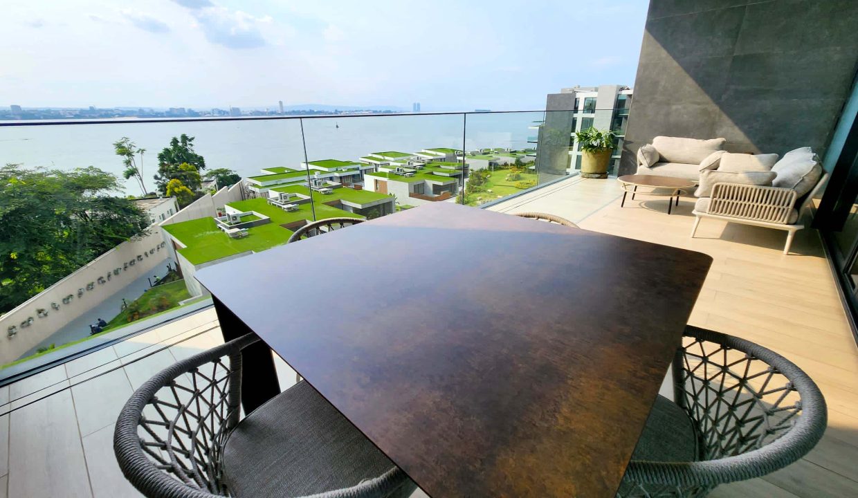APPARTEMENT A VENDRE A KINSHASA GOMBÉ.jpg 10
