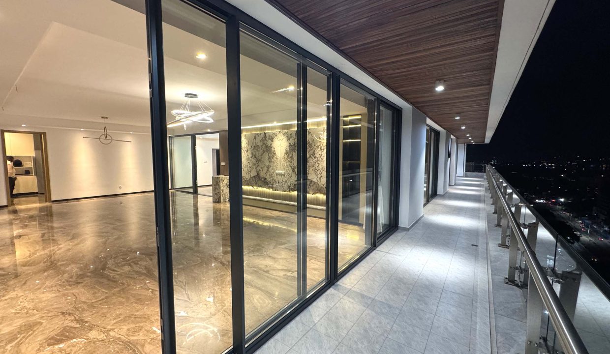 PENTHOUSE A VENDRE A KINSHASA GOMBE.jpg 12