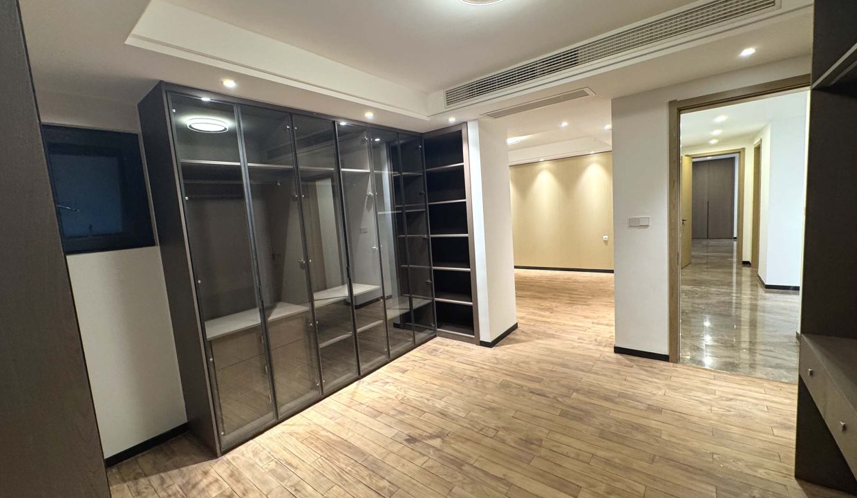 PENTHOUSE A VENDRE A KINSHASA GOMBE.jpg 32