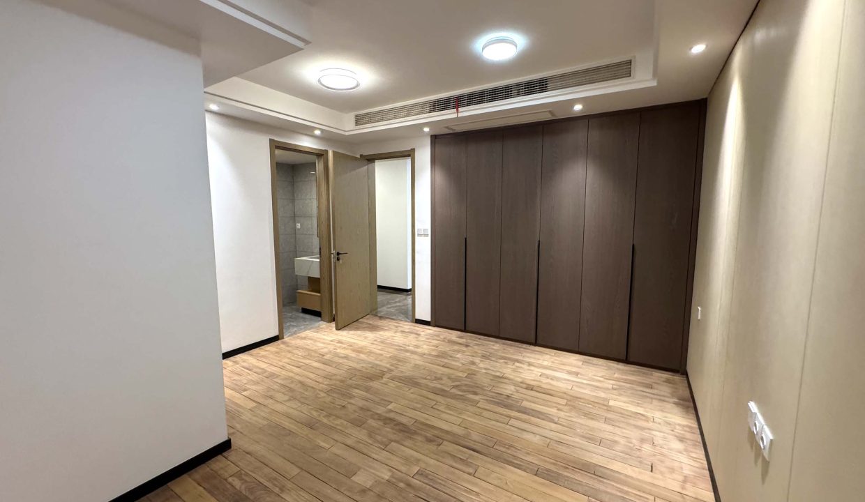 PENTHOUSE A VENDRE A KINSHASA GOMBE.jpg 34