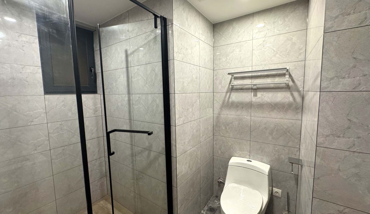 PENTHOUSE A VENDRE A KINSHASA GOMBE.jpg 35