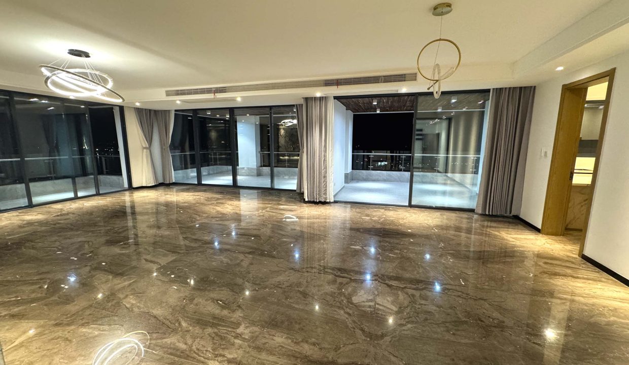 PENTHOUSE A VENDRE A KINSHASA GOMBE.jpg 4