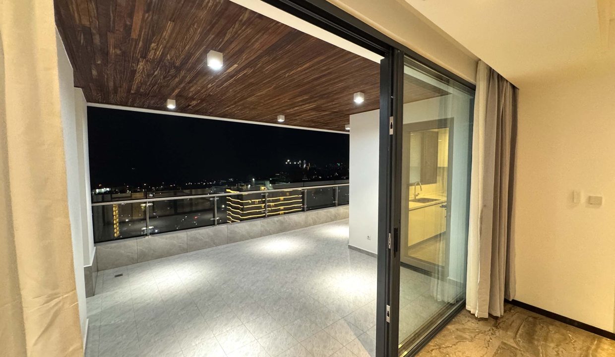 PENTHOUSE A VENDRE A KINSHASA GOMBE.jpg 5