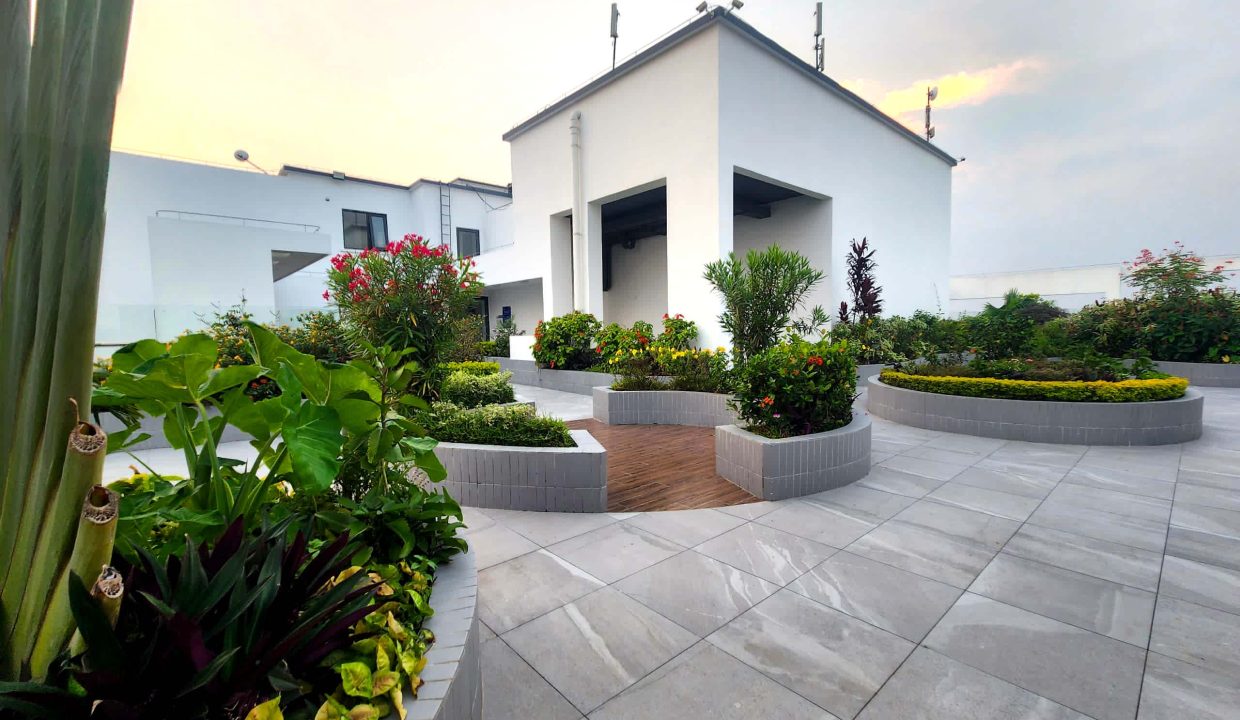 PENTHOUSE A VENDRE A KINSHASA GOMBE.jpg 56