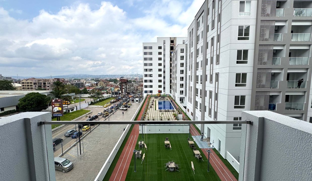 APPARTEMENT 1 CHAMBRE NGALIEMA.jpg 17