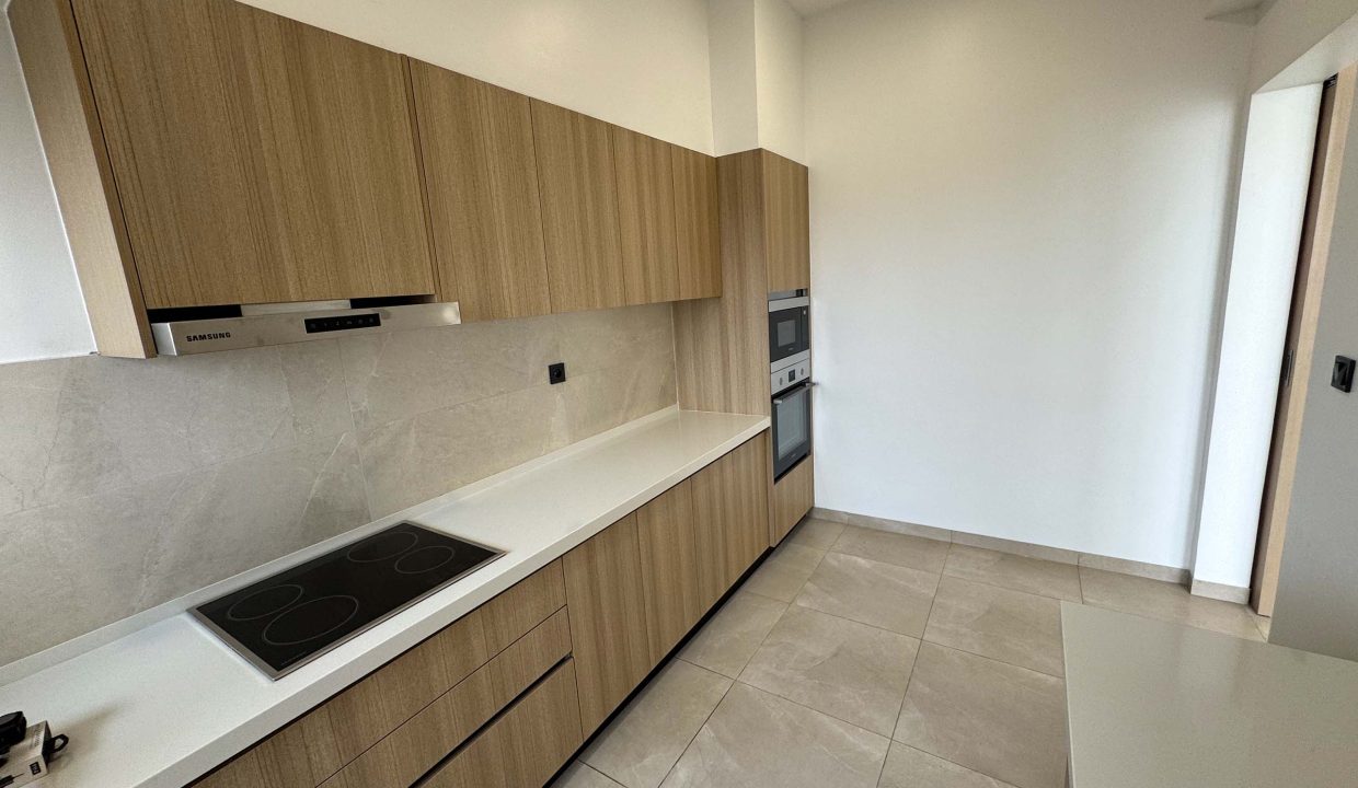 APPARTEMENT A VENDRE A KINSHASA GOMBÉ.jpg 10