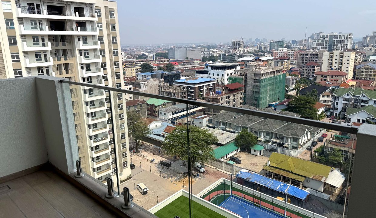 APPARTEMENT A VENDRE A KINSHASA GOMBÉ.jpg 13