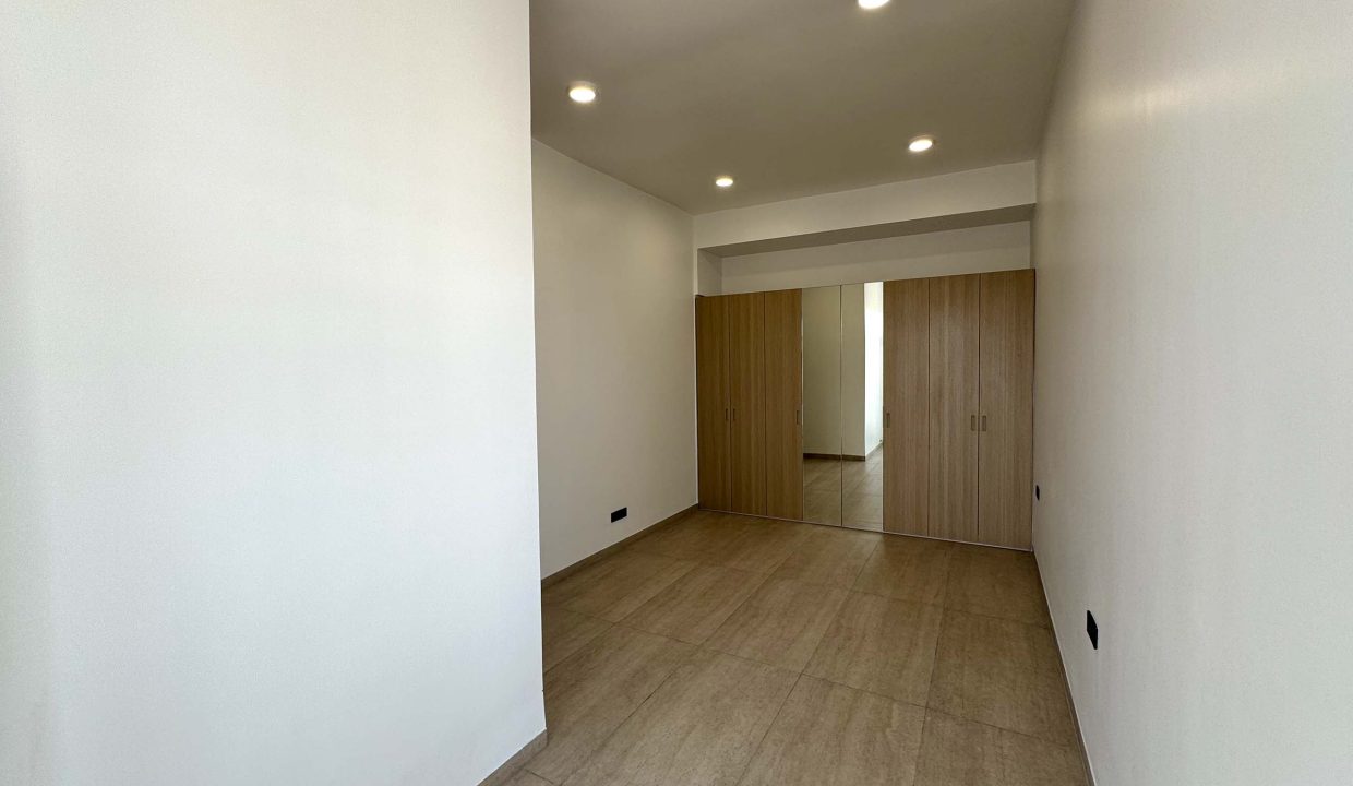 APPARTEMENT A VENDRE A KINSHASA GOMBÉ.jpg 15