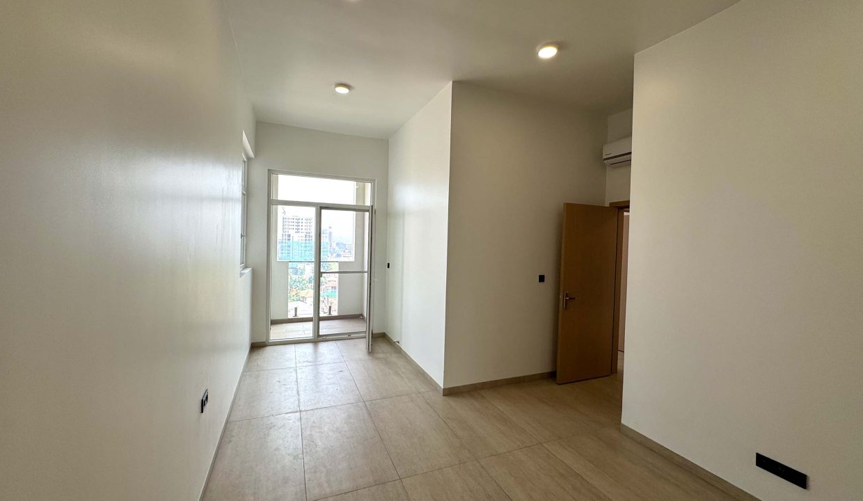 APPARTEMENT A VENDRE A KINSHASA GOMBÉ.jpg 16