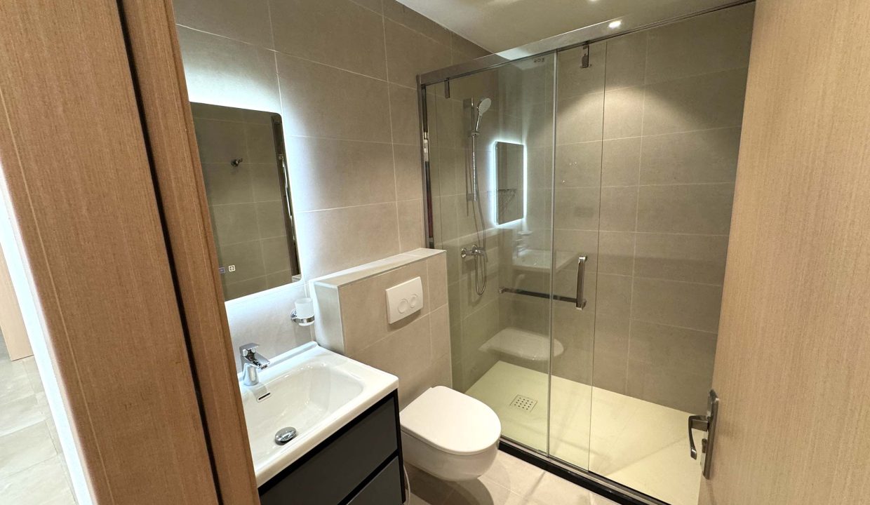 APPARTEMENT A VENDRE A KINSHASA GOMBÉ.jpg 25