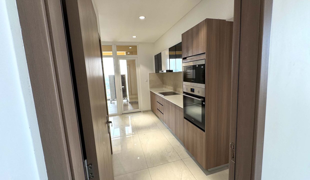 APPARTEMENT 3 CHAMBRES A GB NGALIEMA.jpg 19