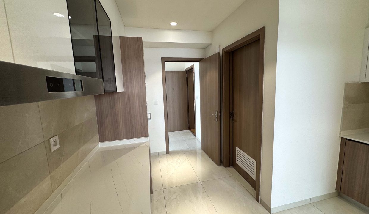 APPARTEMENT 3 CHAMBRES A GB NGALIEMA.jpg 22